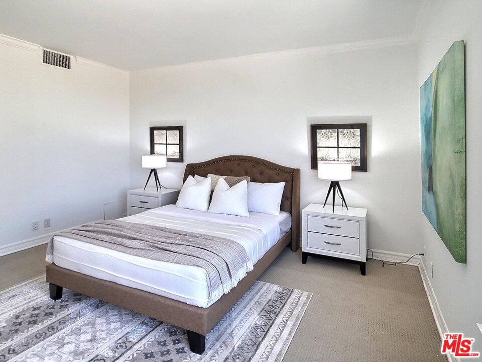 10550 WILSHIRE Unit: 1004