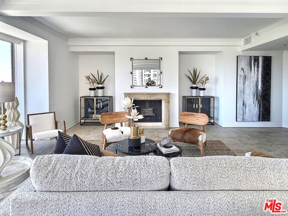 10550 WILSHIRE Unit: 1004