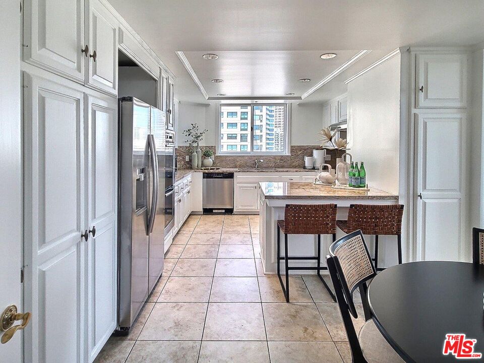 10550 WILSHIRE Unit: 1004