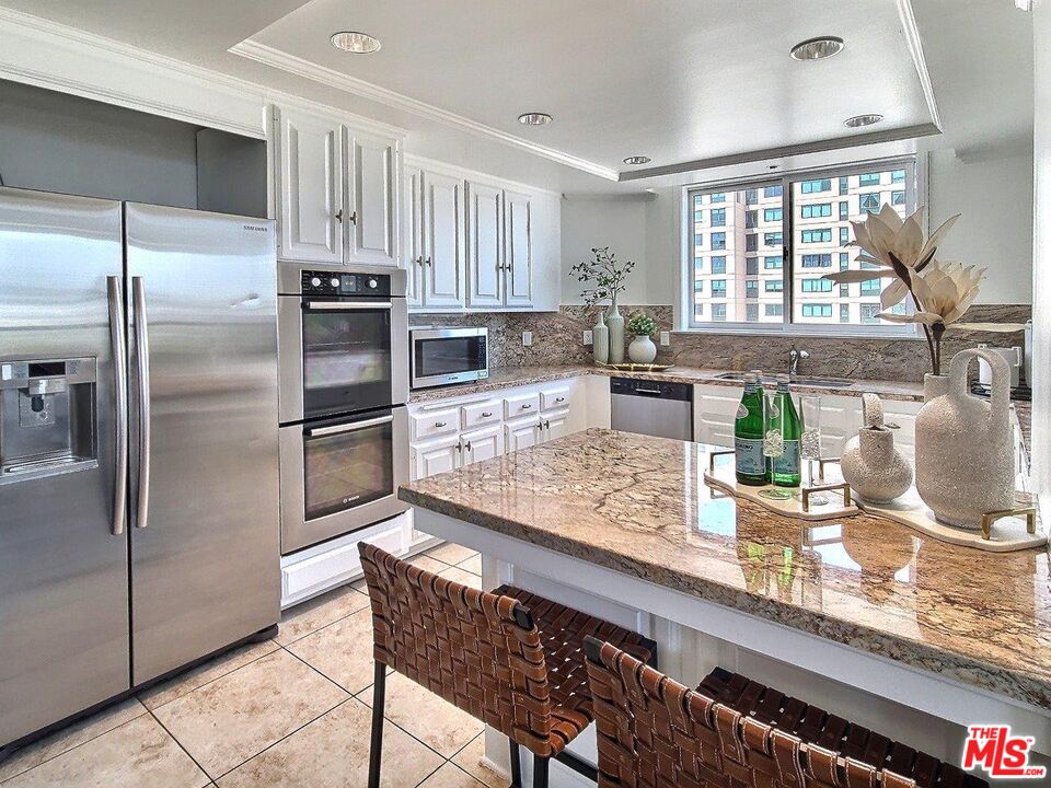 10550 WILSHIRE Unit: 1004