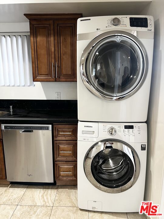 9221 Charleville Blvd Unit: B