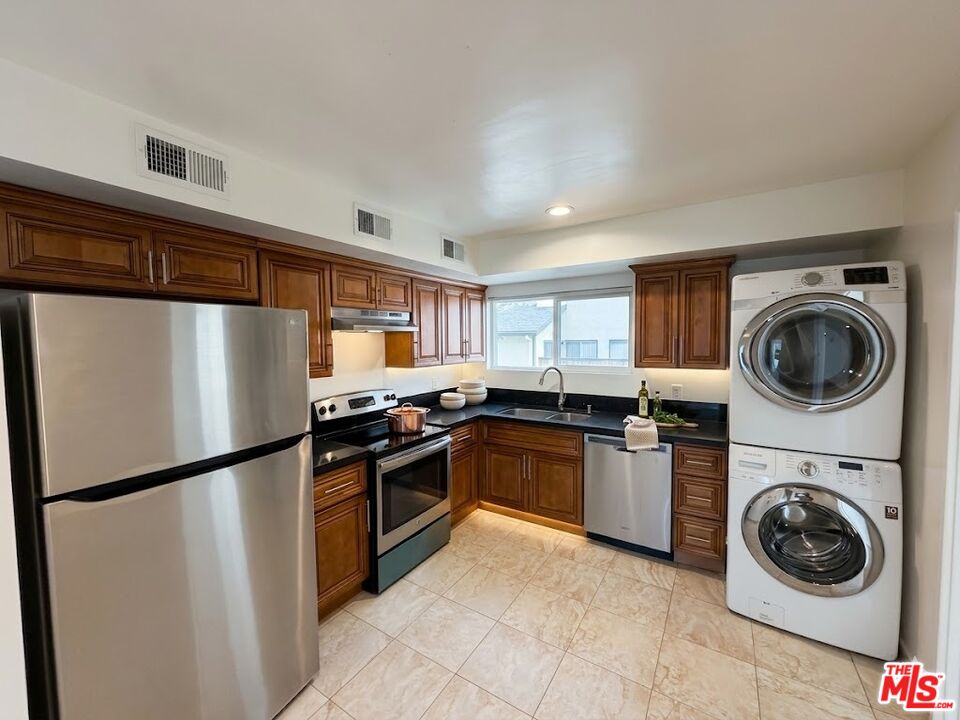9221 Charleville Blvd Unit: B