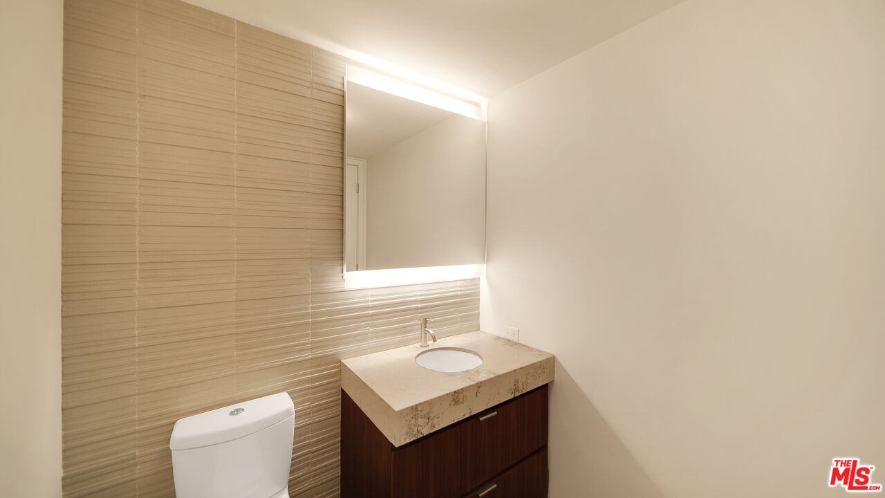 1755 Ocean Ave Unit: 303