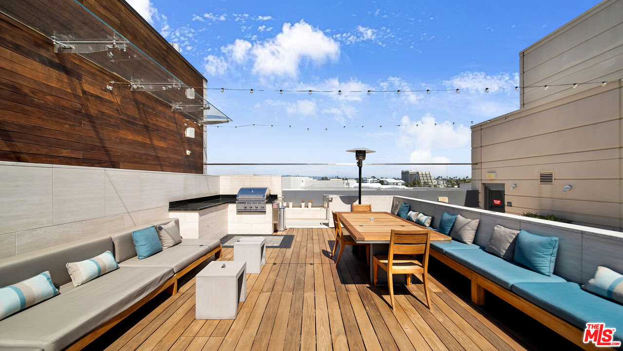 1755 Ocean Ave Unit: 303