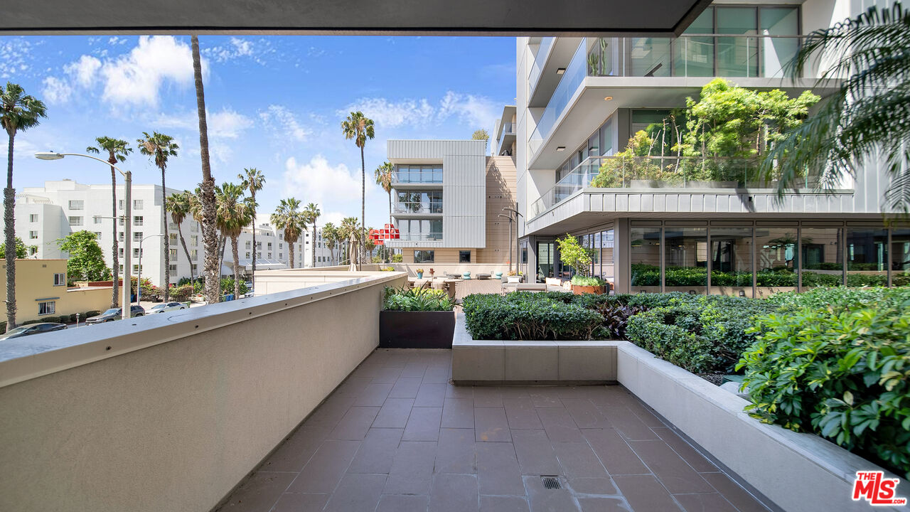 1755 Ocean Ave Unit: 303