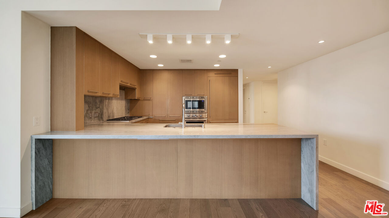 1755 Ocean Ave Unit: 303