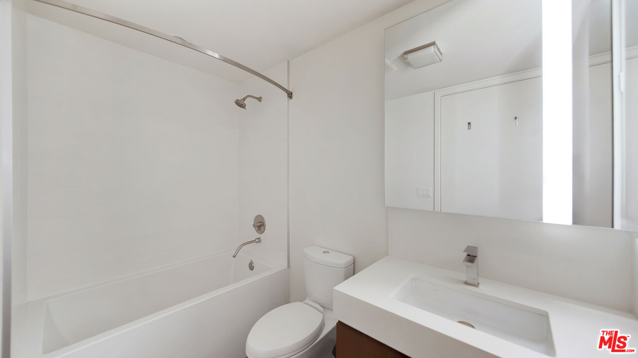 1755 Ocean Ave Unit: 303