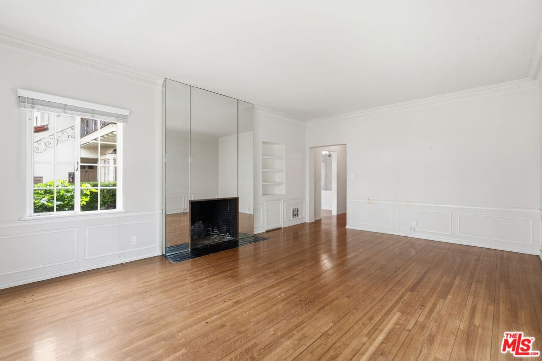 148 S Camden Dr Unit: A