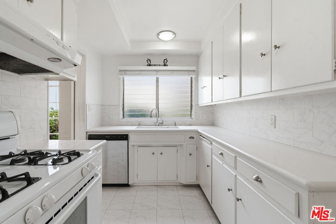 148 S Camden Dr Unit: A