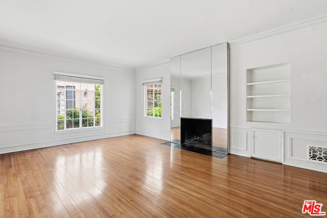 148 S Camden Dr Unit: A