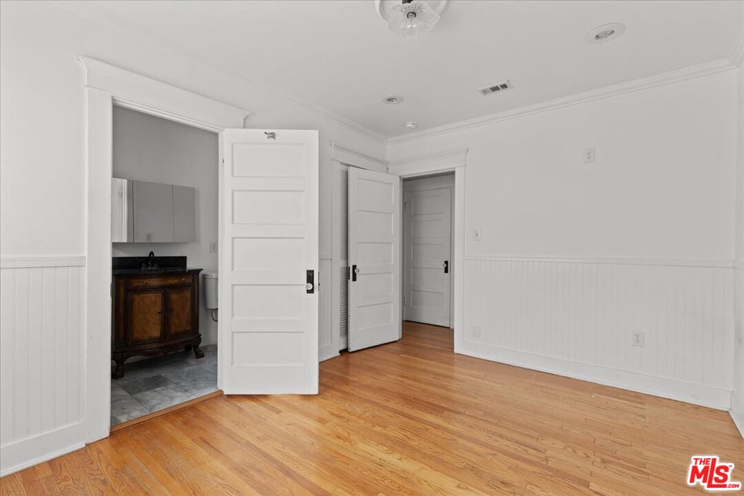 1018 Havenhurst Dr Unit: 1020