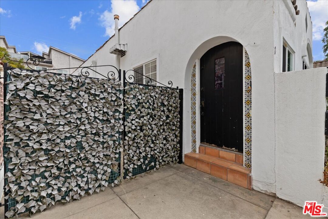 1018 Havenhurst Dr Unit: 1020