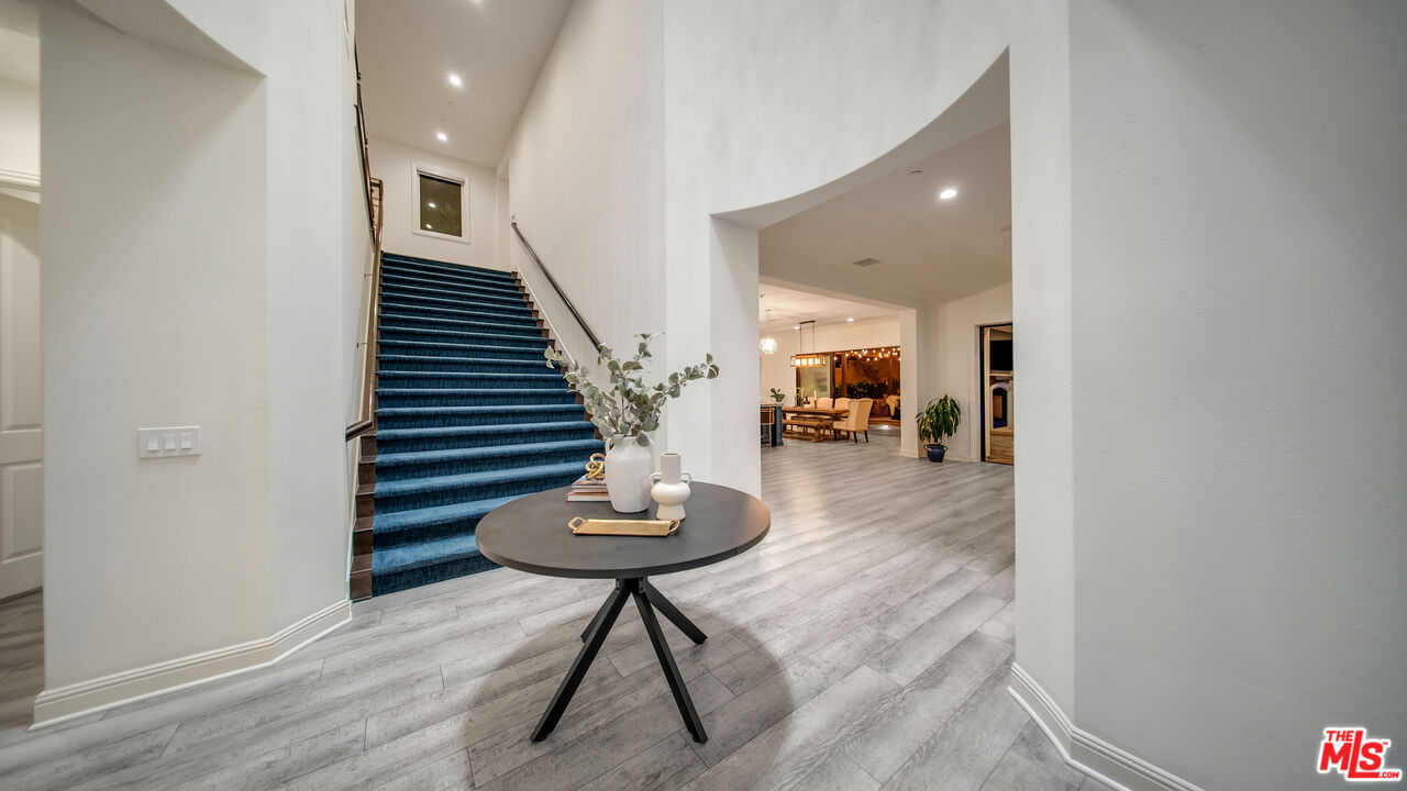 20111 W Piccadilly Ln