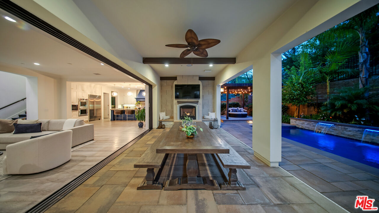 20111 W Piccadilly Ln