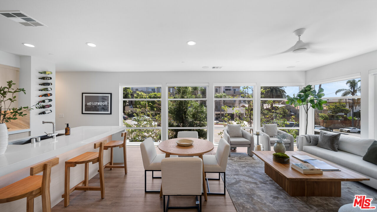 2111 N Cahuenga Blvd Unit: 1