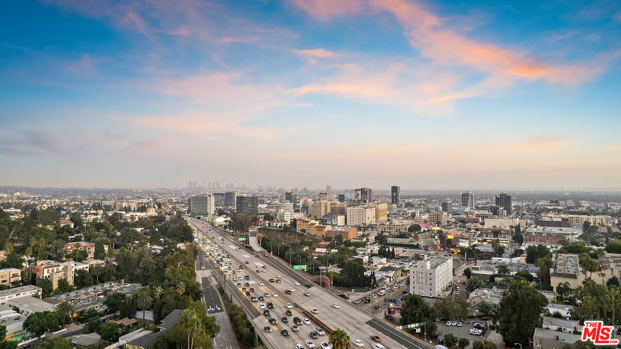 2111 N Cahuenga Blvd Unit: 1