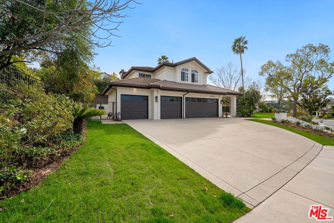 18500 Saint Moritz Dr