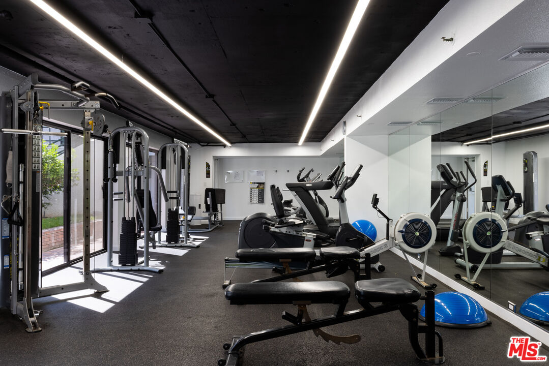 2940 Neilson Way Unit: 103