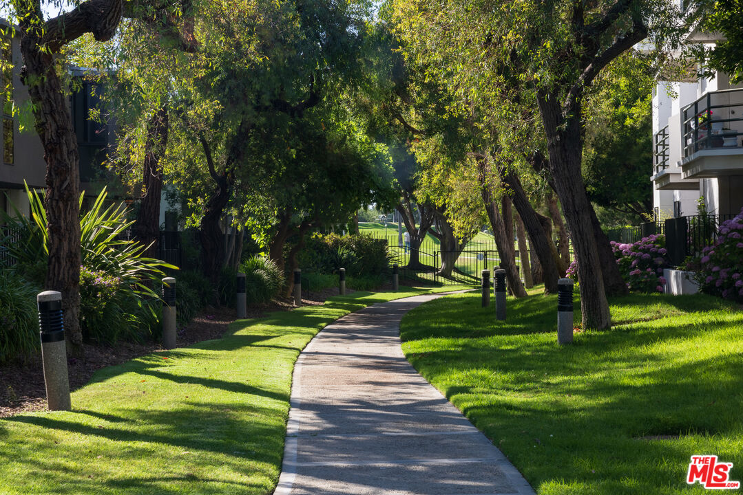 2940 Neilson Way Unit: 103