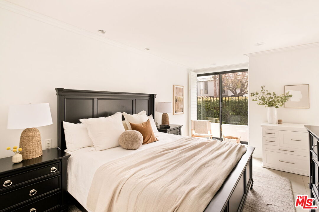 2940 Neilson Way Unit: 103