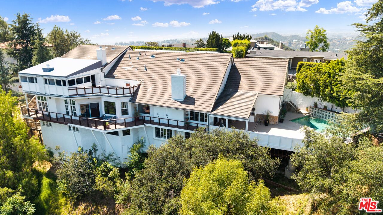 2312 Kimridge Rd