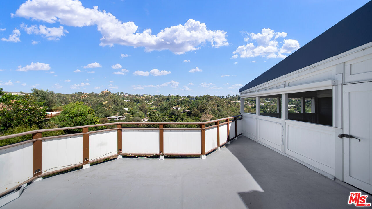 2312 Kimridge Rd