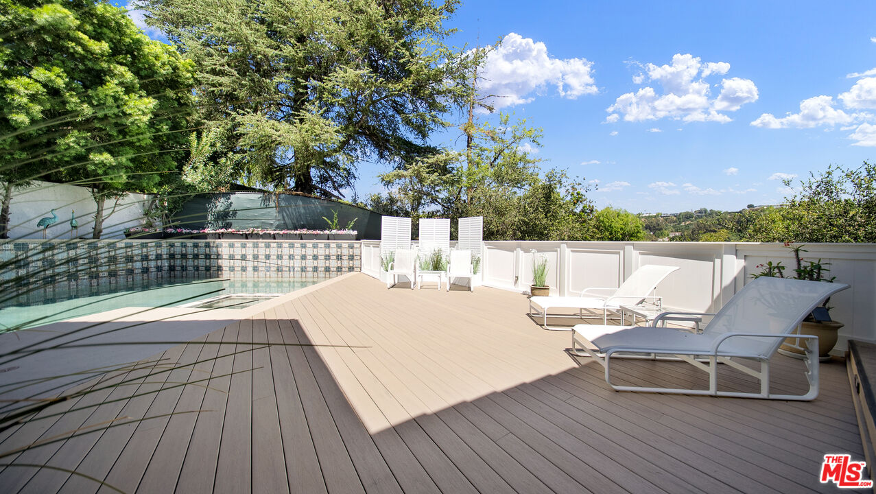 2312 Kimridge Rd