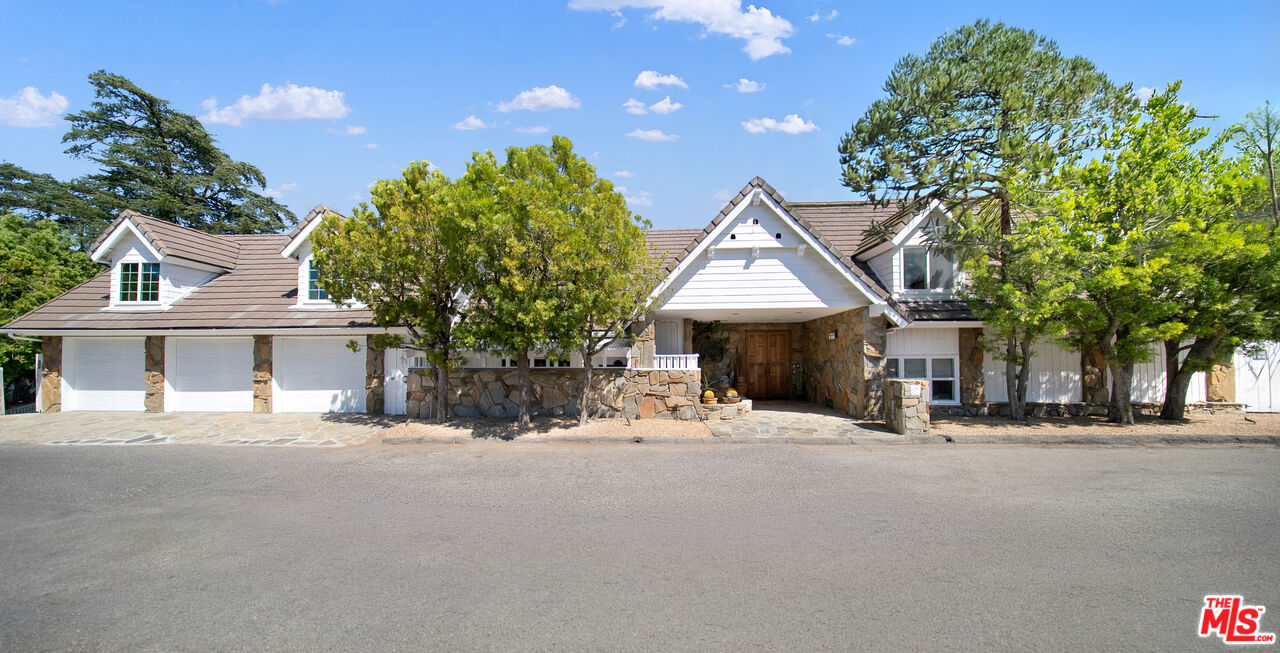 2312 Kimridge Rd