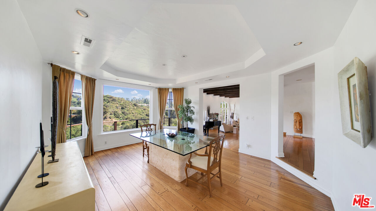 2312 Kimridge Rd