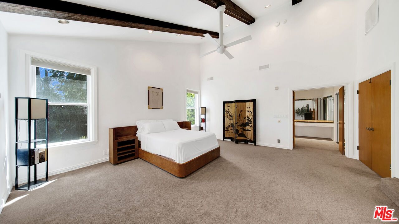 2312 Kimridge Rd