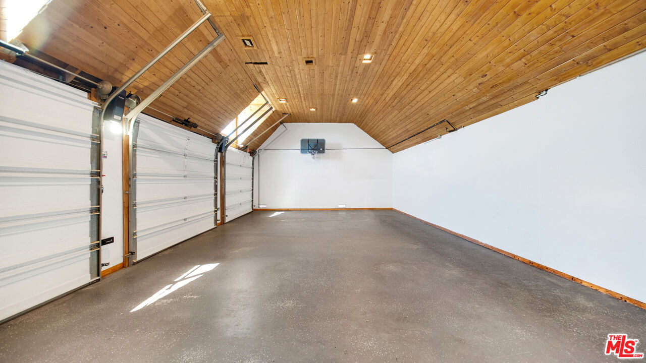 2312 Kimridge Rd
