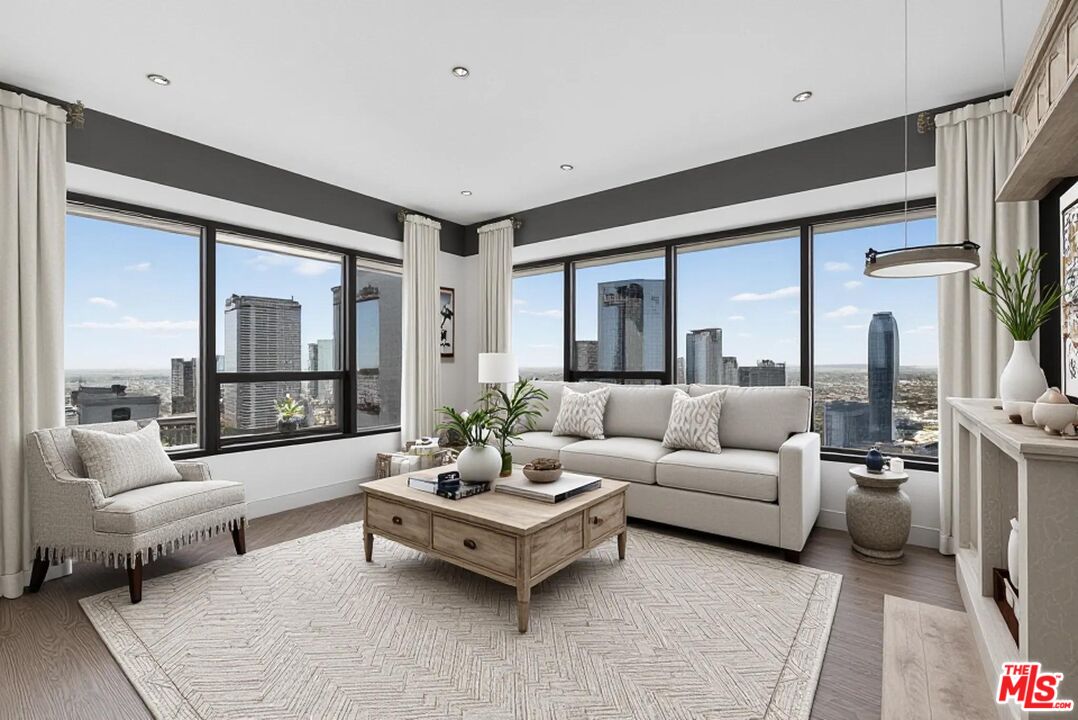 1100 Wilshire Blvd Unit: 2811