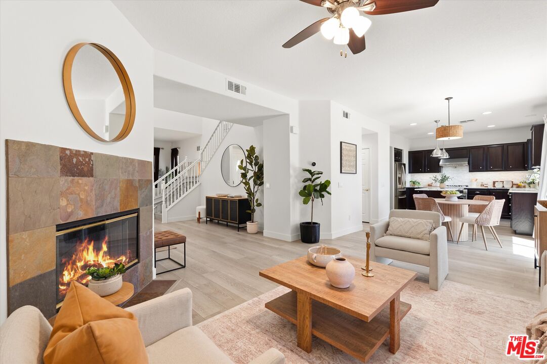 27964 Periwinkle Ln
