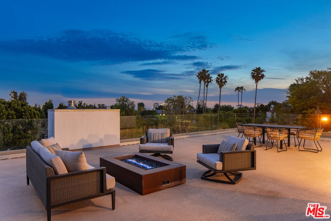 12443 W Sunset Blvd