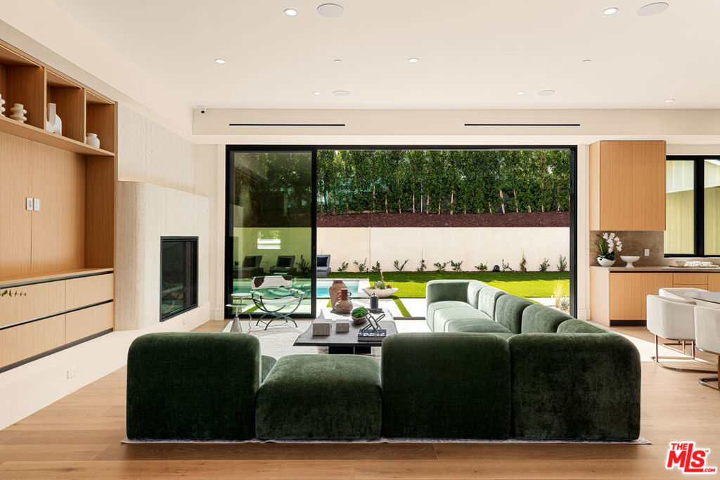 18100 Karen Drive