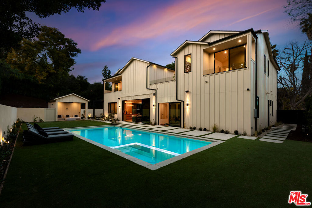 18100 Karen Drive