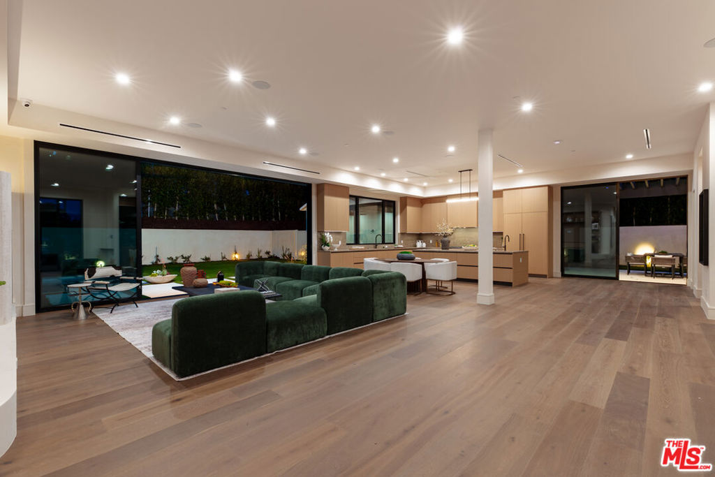 18100 Karen Drive
