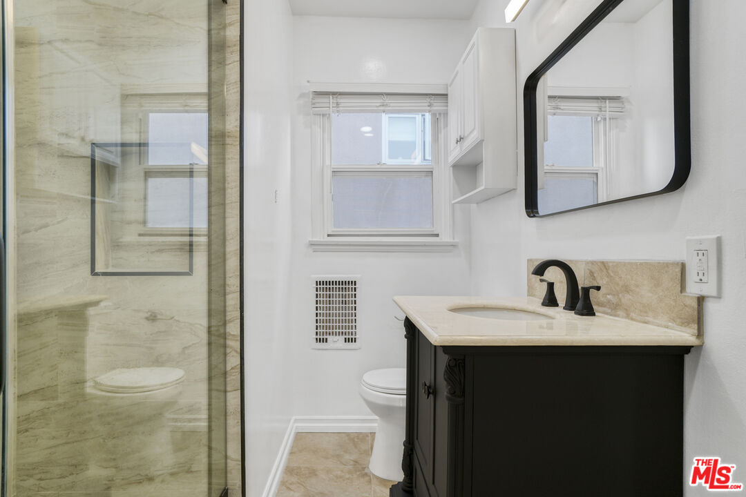 10620 Holman Ave Unit: 4