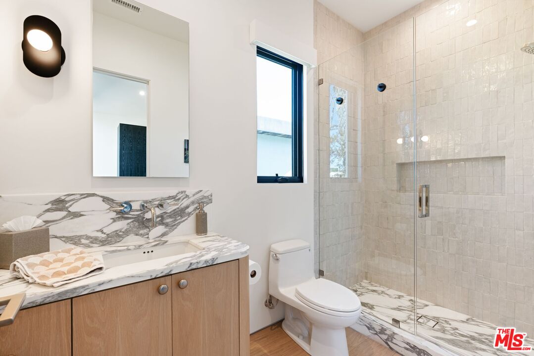 6258 Drexel Ave