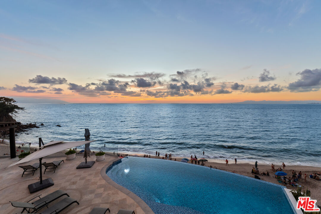 402 Herradura Unit: Mexico