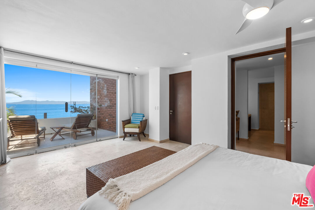 402 Herradura Unit: Mexico