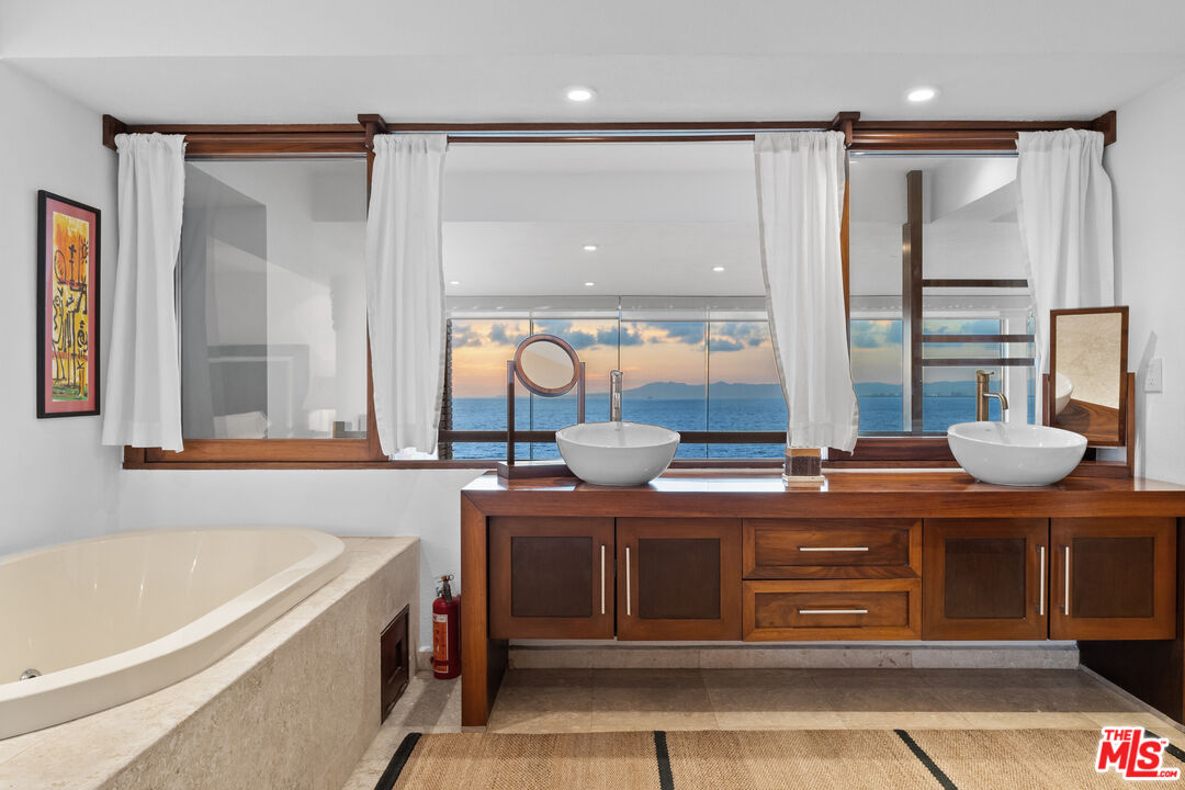 402 Herradura Unit: Mexico