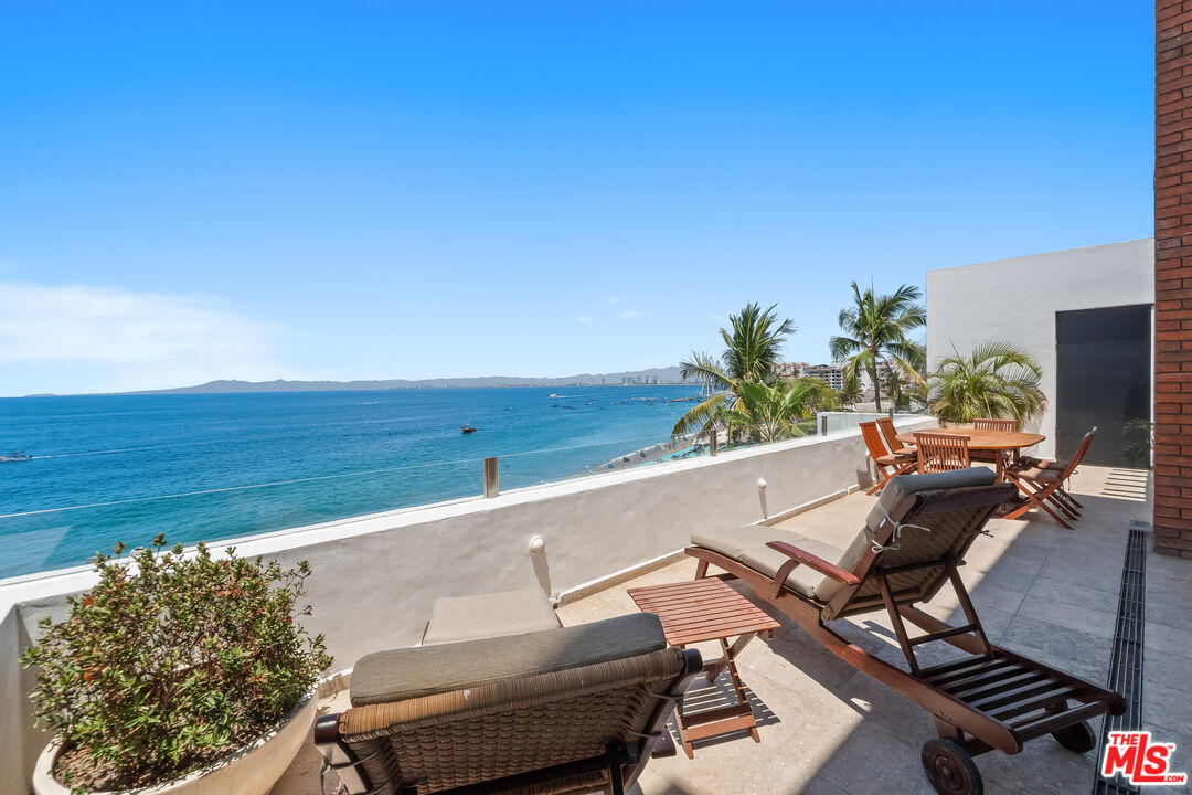 402 Herradura Unit: Mexico