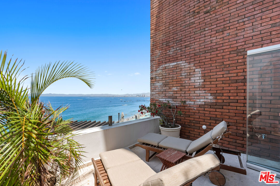 402 Herradura Unit: Mexico