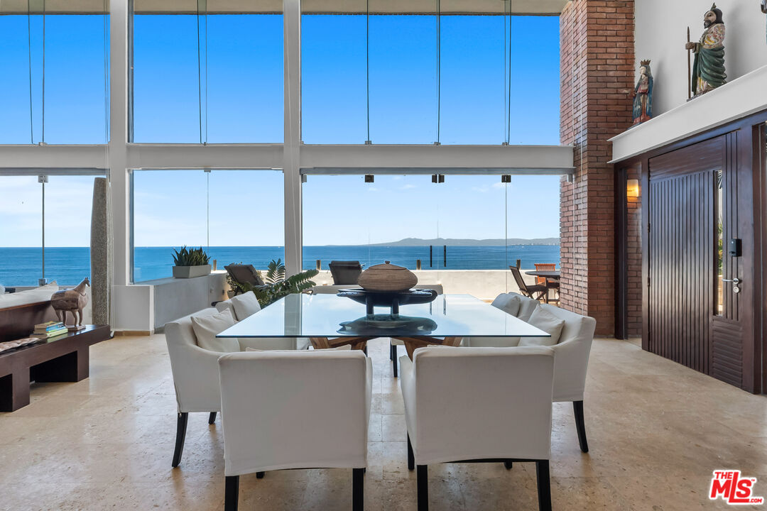 402 Herradura Unit: Mexico