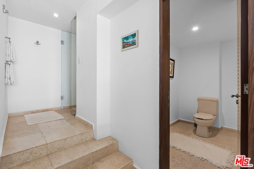 402 Herradura Unit: Mexico