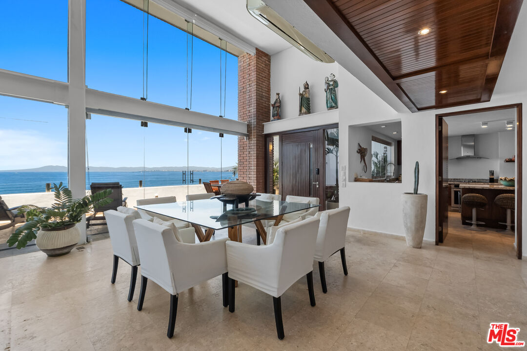 402 Herradura Unit: Mexico