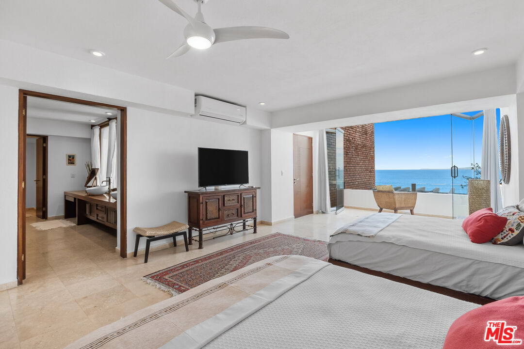 402 Herradura Unit: Mexico