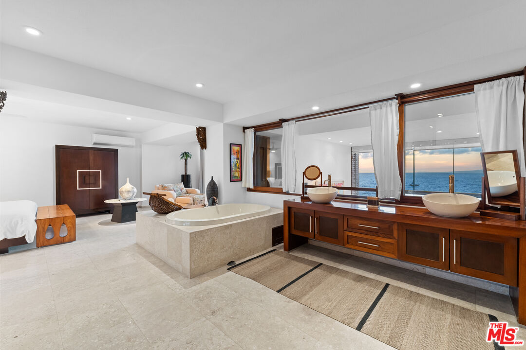 402 Herradura Unit: Mexico