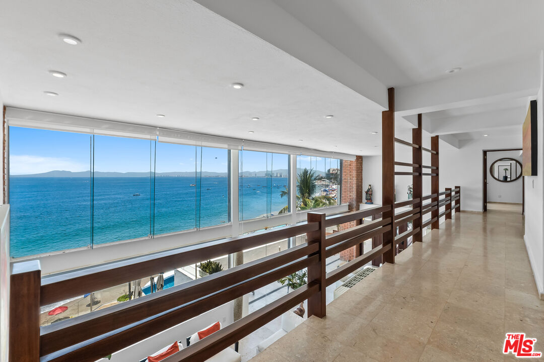 402 Herradura Unit: Mexico